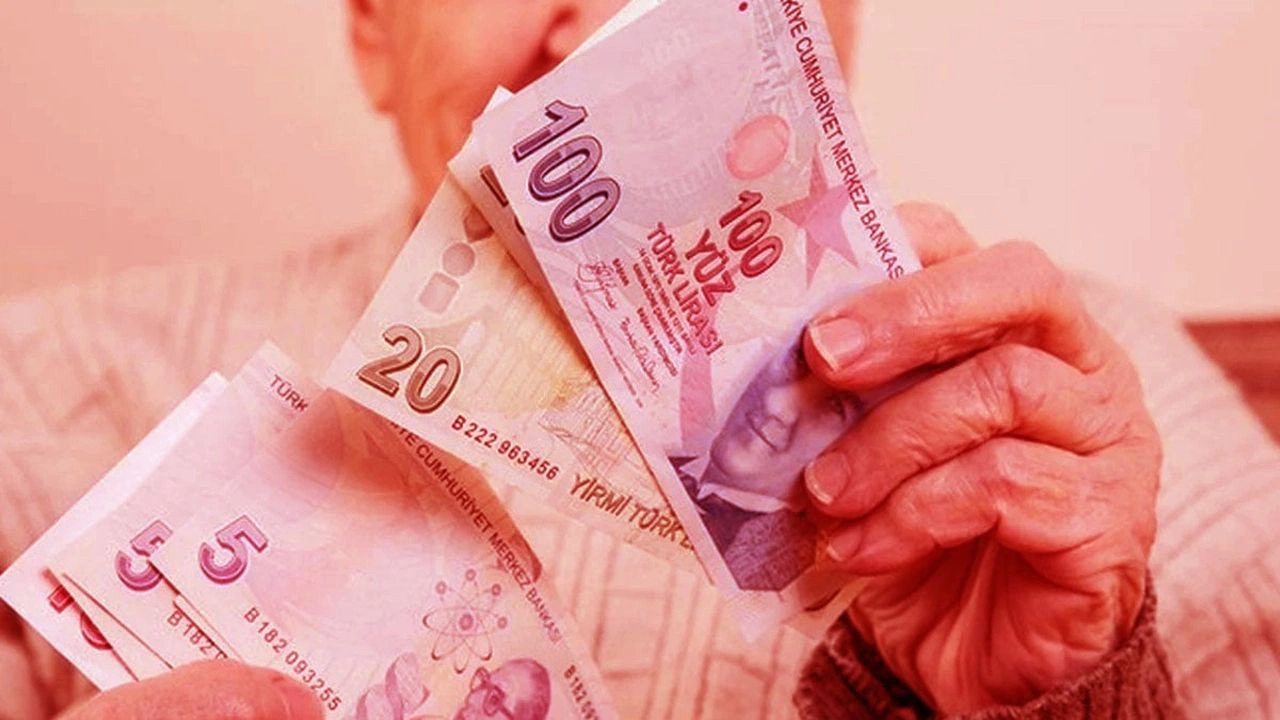 Emeklilere Seçim Arifesinde Müjdeli Haber: 15 Bin TL Nakit Avantajı