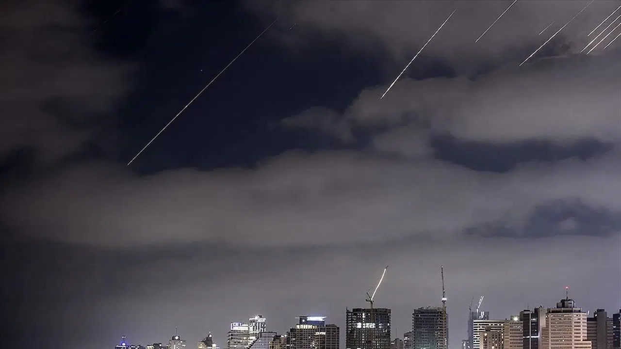 İran'dan İsrail'e Sessiz Darbe: Beş Askeri Tesis Vuruldu İddiası!