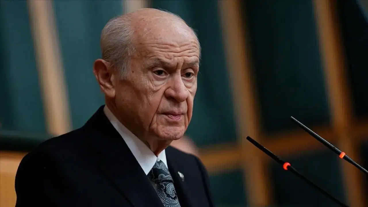 Devlet Bahçeli’den Sert Çıkış: “Sosyal Medyayı Yarım Saatte Kapatırım”