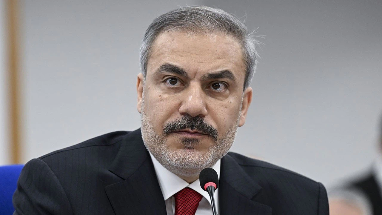 Bakan Fidan’dan İİT Zirvesinde Sert Mesaj: “İsrail’in Suçlarını Tüm Dünyaya Anlatmalıyız”