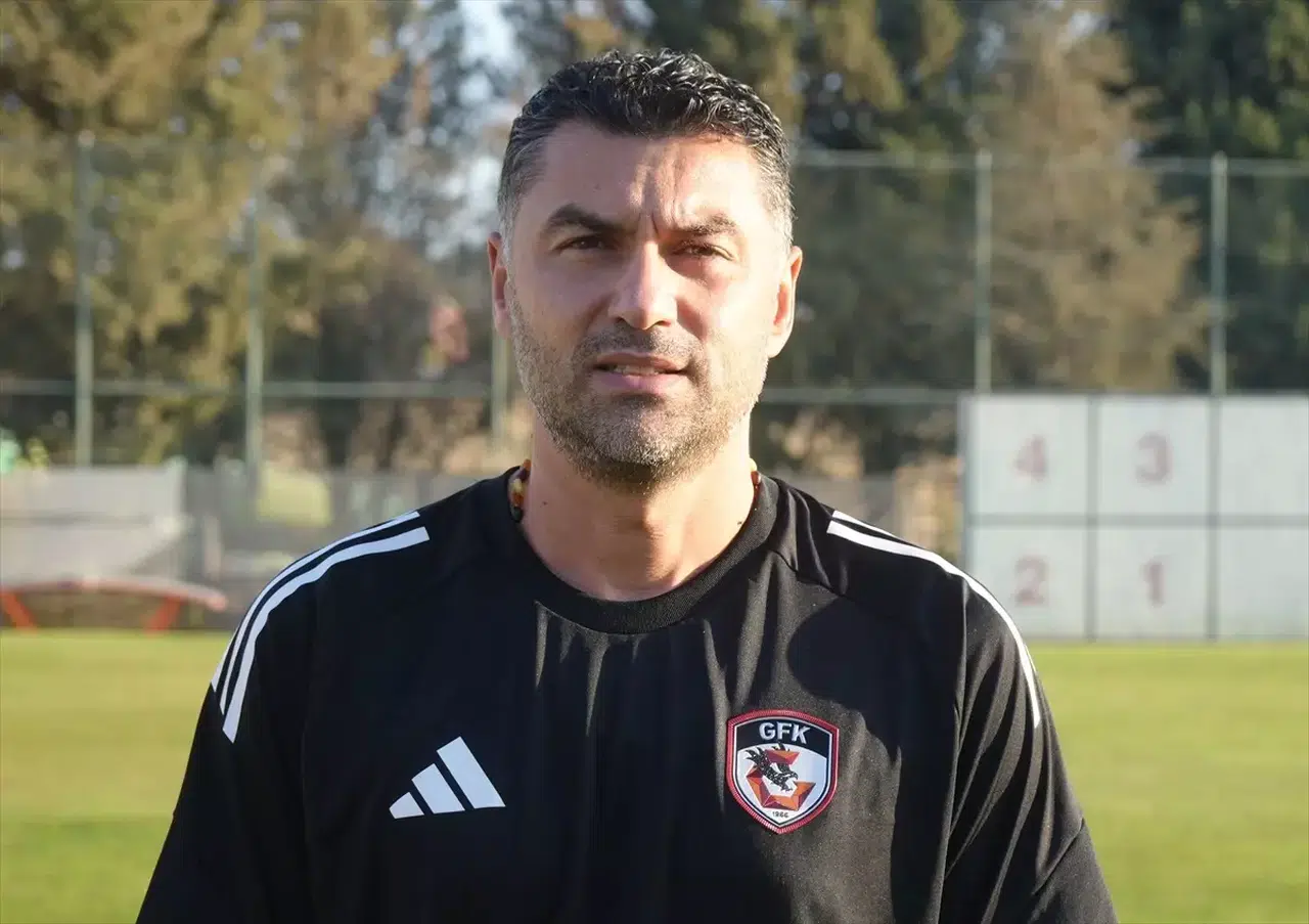 Burak Yılmaz: “Trabzon’da Futbol Oynayarak Kazanmak İstiyoruz”