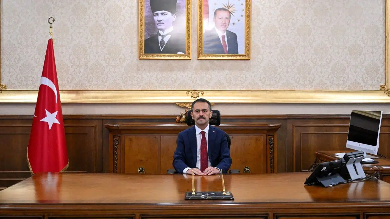 Vali İlhami Aktaş, Kocaeli Altay Spor Kulübü Heyetini Ağırladı