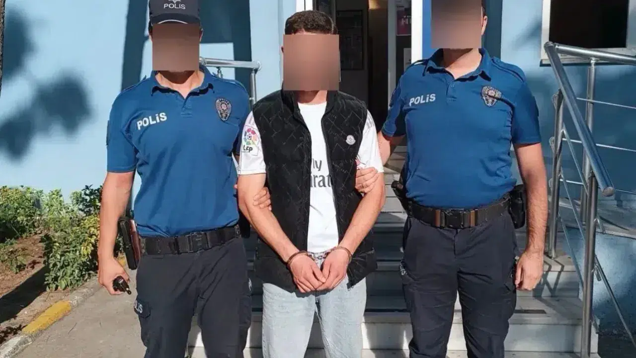 Kocaeli’de Silahlı Yağma Suçundan Aranan Şüpheli Yakalandı