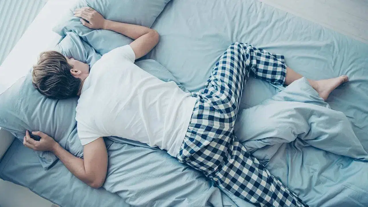 Sol tarafa yatmanın bilinmeyen faydaları: Uzmanlar uyarıyor, sağlığınızı etkiliyor