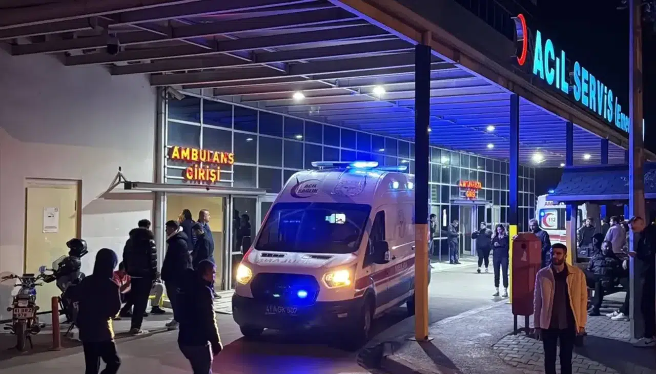 Gebze’de 9 Yaşındaki Çocuk Merdivenden Düşerek Hayatını Kaybetti