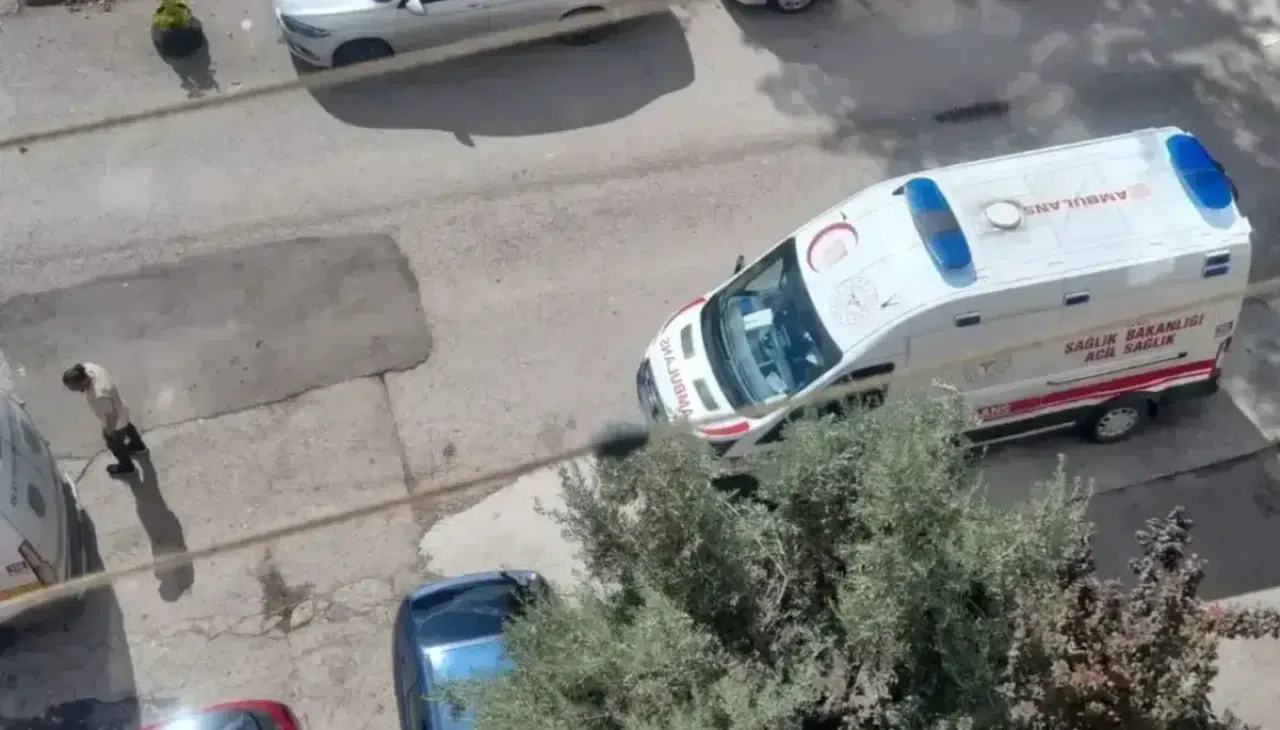 İzmit’te Şok Eden Olay: Saatlerdir Haber Alınamayan Kişi Evinde Ölü Bulundu