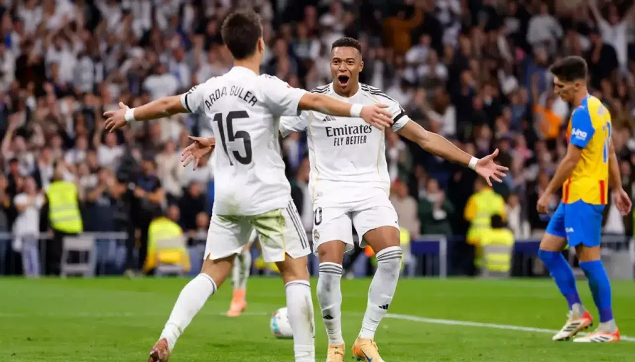 Real Madrid Fırtına Gibi: Bernabeu’da Valencia’yı 4-0’la Geçti!