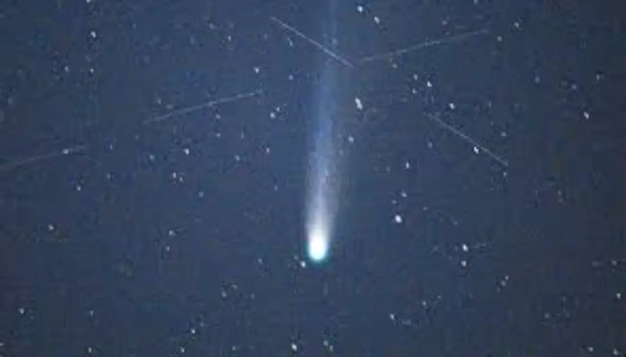 Bitlis Semalarında Büyüleyici An: Kuyruklu Yıldız “Lemmon” Objektife Yansıdı