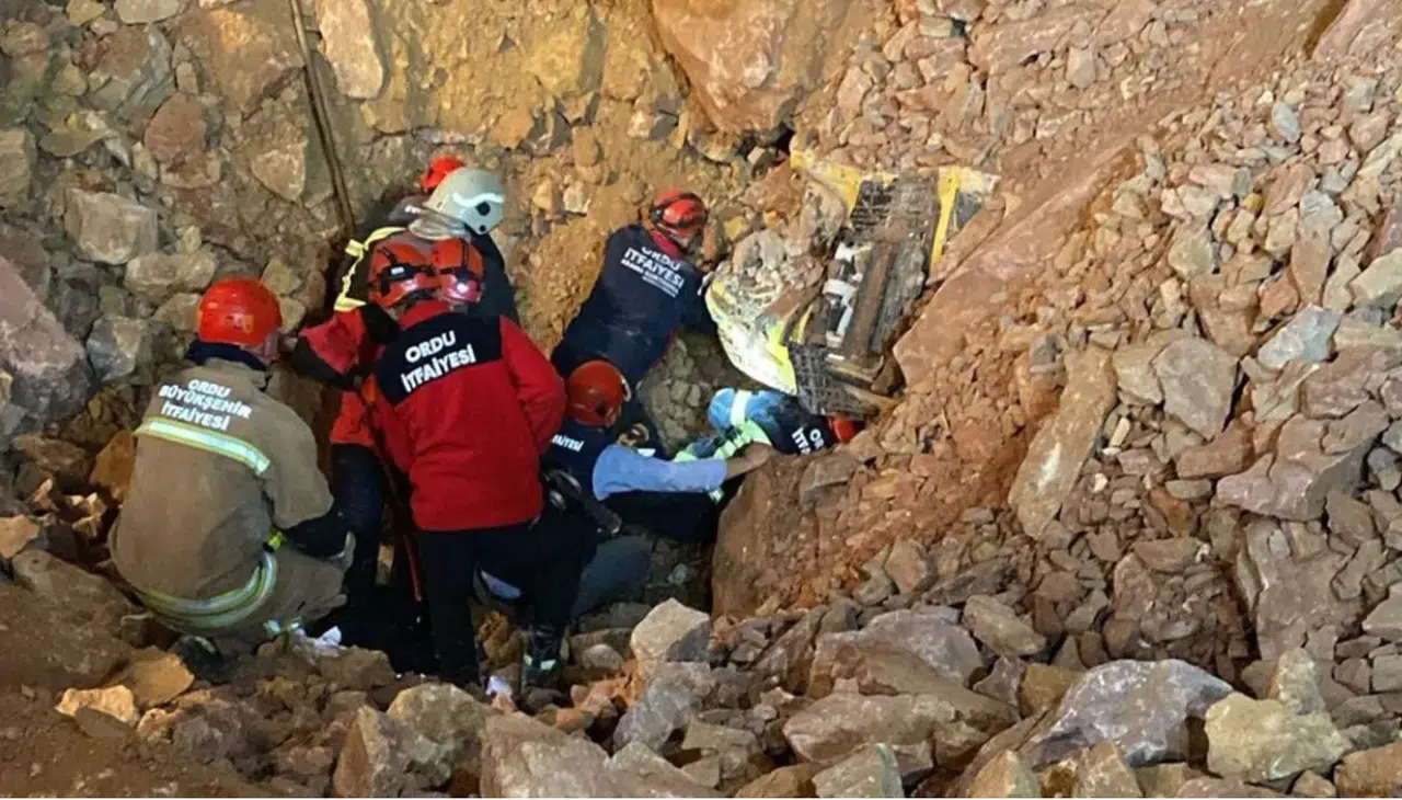 Ordu Fatsa’da Taş Ocağında Göçük Faciası: Bir İşçi Hayatını Kaybetti, Kurtarma Çalışmaları Sürüyor