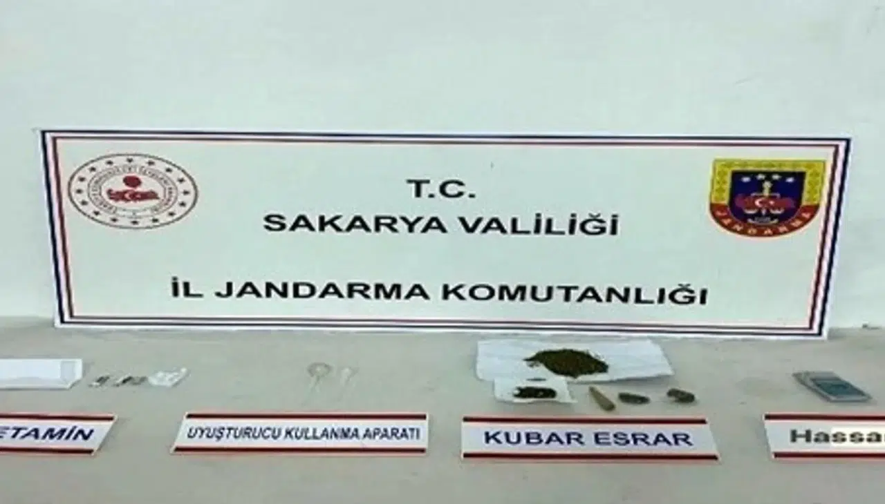 Sakarya’da Bonzai Operasyonu: Üç İlçede Eş Zamanlı Baskın, 4 Şüpheli Gözaltında