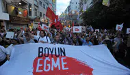 Paris'te Öğrenci Protestoları Şiddete Dönüştü