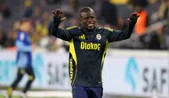 Kadıköy’de Tarihi Gün: N’Golo Kanté Fenerbahçe Formasıyla İlk Kez Sahada
