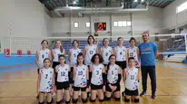 Kocaeli Nicomedia, Sakarya Serdivan'ı Geride Bıraktı: Voleybolda Heyecan Dolu Bir Maç