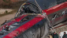 İspanya’da Hızlı Tren Faciası: 20 Saniyelik Zaman Dilimi 39 Can Aldı