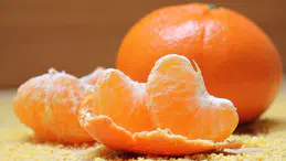 Mandalinada Şaşırtan Gerçek Ortaya Çıktı: En Değerli Bölümü Yıllardır Farkında Olmadan Atıyoruz