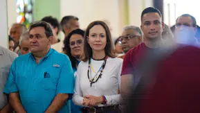 Machado, 10 Yıl Aradan Sonra Venezuela'ya Geri Döndü