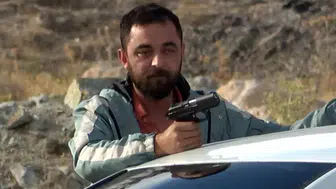 Aksaray’da 7 Saatlik İntihar Girişimi Gerilimi: Arkadaşının Cesur Hamlesi Genci Hayata Döndürdü