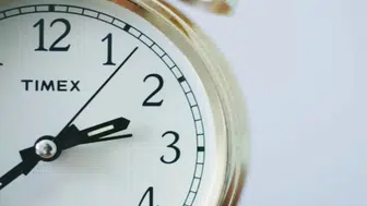 Avrupa Saatleri Geriye Aldı: Türkiye Artık Avrupa’dan 2 Saat, İngiltere’den 3 Saat Önde