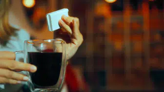 Sosyal Medyada Pazarlanan Zayıflama Kahveleri Alarm Veriyor: Uzmanlardan Hayati Uyarı