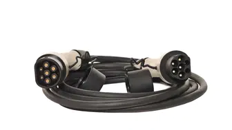 A101, Elektrikli Araç Şarj İstasyonlarıyla Yenilik Peşinde