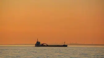 Bozcaada'da Fırtına Petrol Tankerini Karaya Sürükledi: Olayın Ayrıntıları