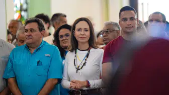 Machado, 10 Yıl Aradan Sonra Venezuela'ya Geri Döndü