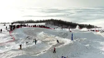 Rize'nin Sis Denizi Üzerinde Adrenalin Dansı: Eşsiz Görüntüler Büyülüyor