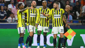 Fenerbahçe Şampiyonlar Ligi'nde Galatasaray'a Fırsat Sunuyor