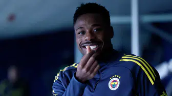 Fenerbahçe Diego Carlos'u Gönderiyor