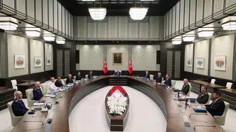YAŞ kararları resmileşti