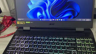 Acer'ın Üç Ekranlı Monitörü Geliyor