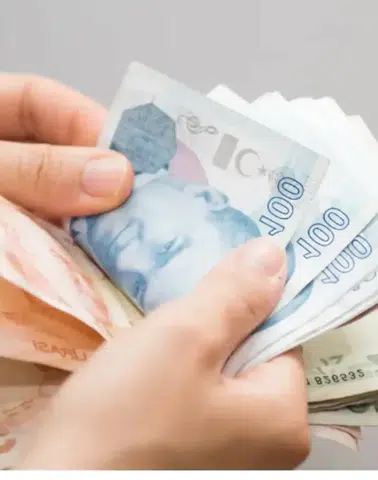 100 Bin TL İhtiyaç Kredisi Çekersen Ne Kadar Geri Ödersin? Banka Banka Güncel Faiz Oranları ve Taksit Tablosu!