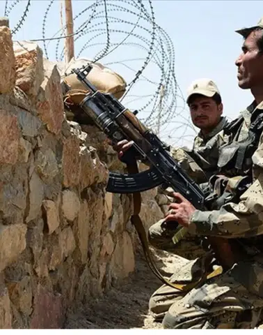 Afganistan-Pakistan Sınırında Gerginlik Tırmandı! Savaş Uçakları Havalandı, İki Ülke Arasında Çatışma Başladı
