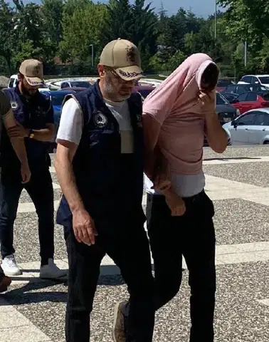 Kocaeli’de Yunus Timlerinden Uyuşturucu Operasyonu! Üzerinden Bonzai Çıkan Şüpheli Tutuklandı