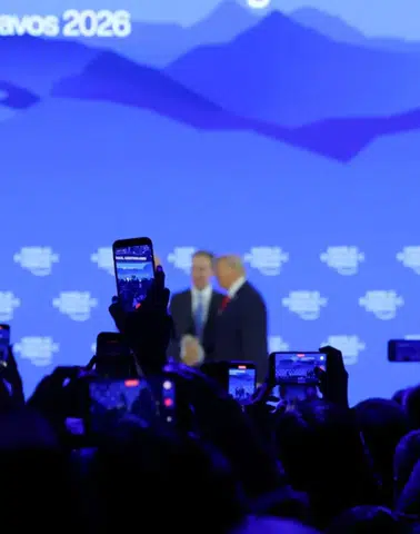 Davos’ta VIP Tuzak: Milyarderler Trump’a Erişim Vaadiyle Dolandırıldı