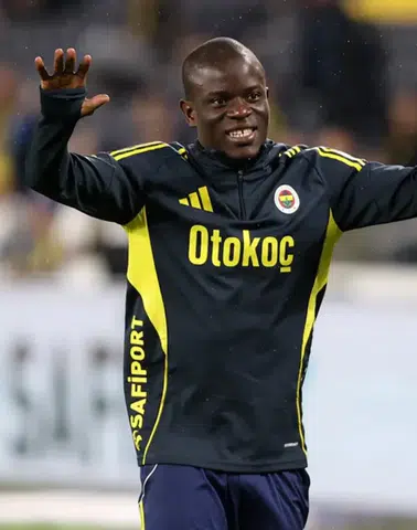 Kadıköy’de Tarihi Gün: N’Golo Kanté Fenerbahçe Formasıyla İlk Kez Sahada