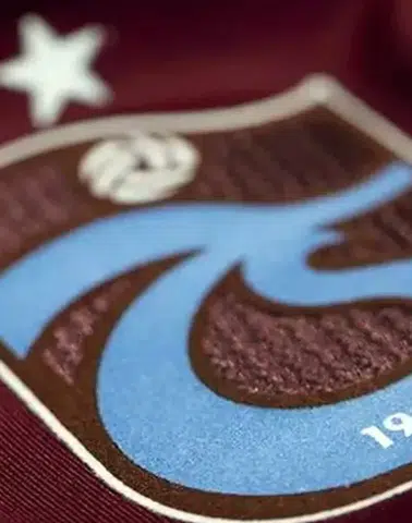 Trabzonspor takım otobüsüne taşlı saldırı! Samsun deplasmanı öncesi gerginlik büyüyor