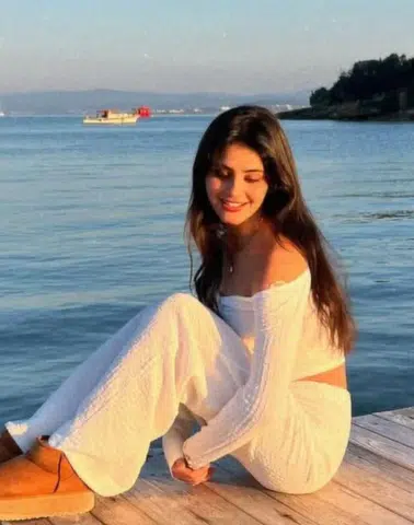 Helin Kandemir Kimdir?