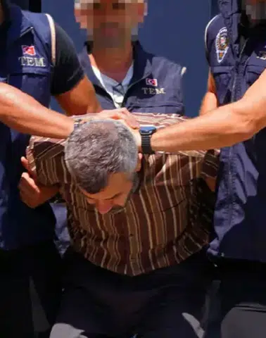 FETÖ'ye Maddi Yardımda Bulunan 10 Kişi Gözaltında