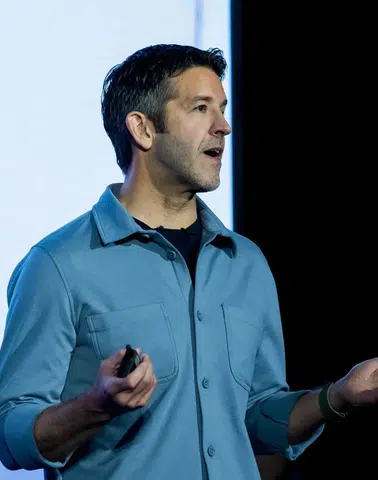 Apple'da Yeni Dönem: John Ternus