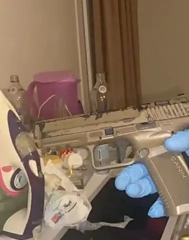 İzmir'de Suç Örgütüne Operasyon: 24 Gözaltı