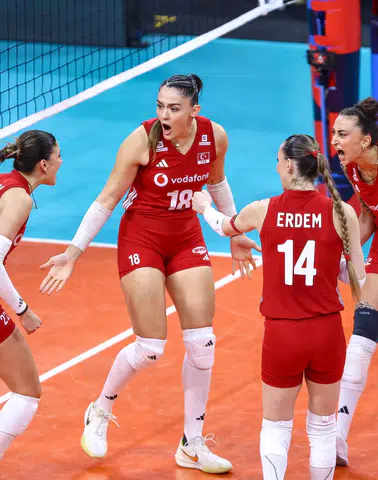 Eczanede 'Etek Altı' Skandalı
