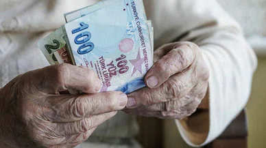 Emeklilere 100. Yıl İkramiyesi Geliyor: Tüm Emeklilere 5000 TL İkramiye