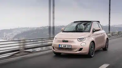 Fiat 500e, Elektrikli Otomobil Segmentinde Üçüncü Kez Zirveyi Korudu!