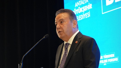 Büyükşehirlerde Yolsuzluk Soruşturması Derinleşiyor: Muhittin Böcek Tutuklandı