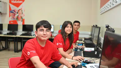 "Yapay Zeka Yıldızları" Cenevre'de Büyük Başarıya İmza Attı