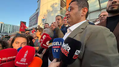 Şarkıcı Nil Özalp gözaltına alındı
