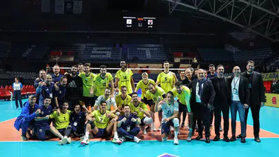 Fenerbahçe CEV Kupası’nda Gücünü Gösterdi: Sarı-Lacivertliler 8’li Finallerde