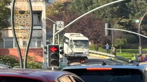 Kocaeli’nin İzmit ilçesinde meydana gelen trafik kazası, şehirde büyük endişe yarattı.