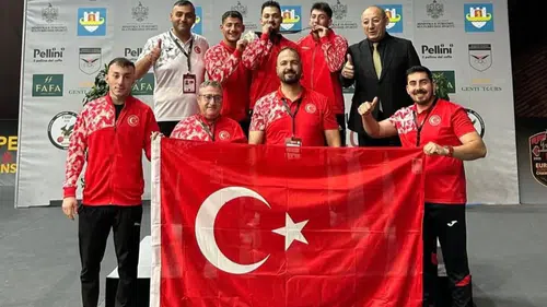 Milli Halterci Mustafa Eliş’ten Avrupa’da Tarihi Başarı: 3 Altın Madalya Birden